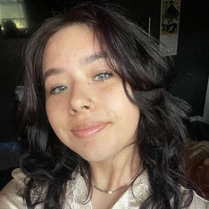 Meet your Posher, Mayra